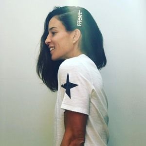 Meet your Posher, Véronique